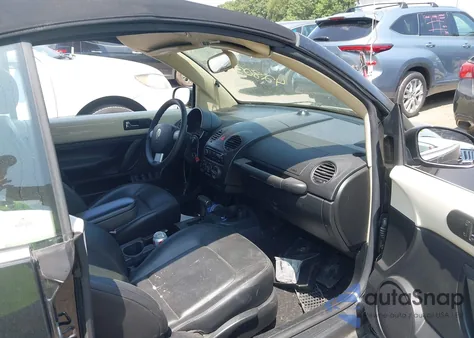 2007 Volkswagen New Beetle 2.5 из США, поврежденный, VIN 3VWRG31Y47M406845